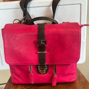 Kelly Moore camera case.   Been sitting in closet. A few minor freys. In pics